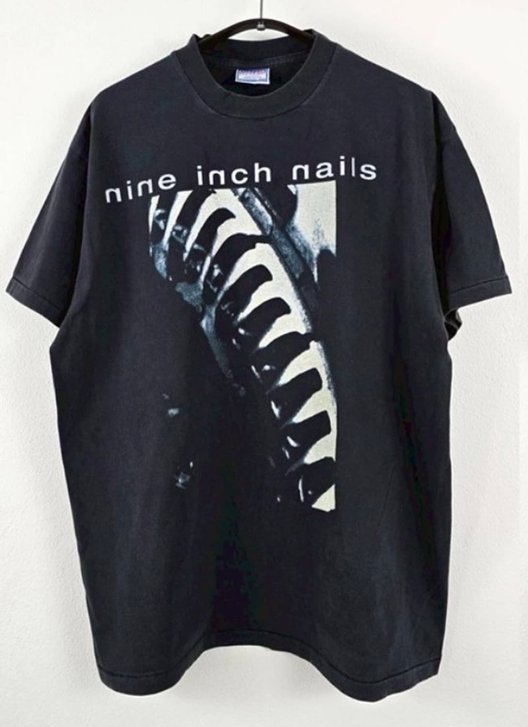 (rep) 빈티지 나인인치네일 밴드 페이딩 티셔츠 bl 상품이미지1