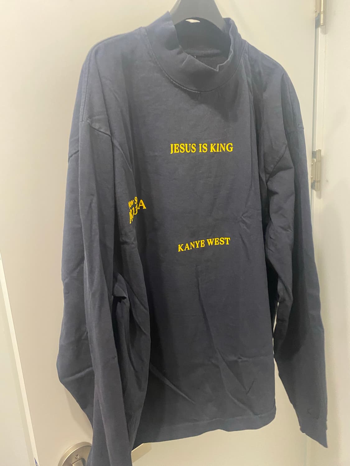 [L]칸예 jesus is king 롱슬리브 네이비 상품이미지2