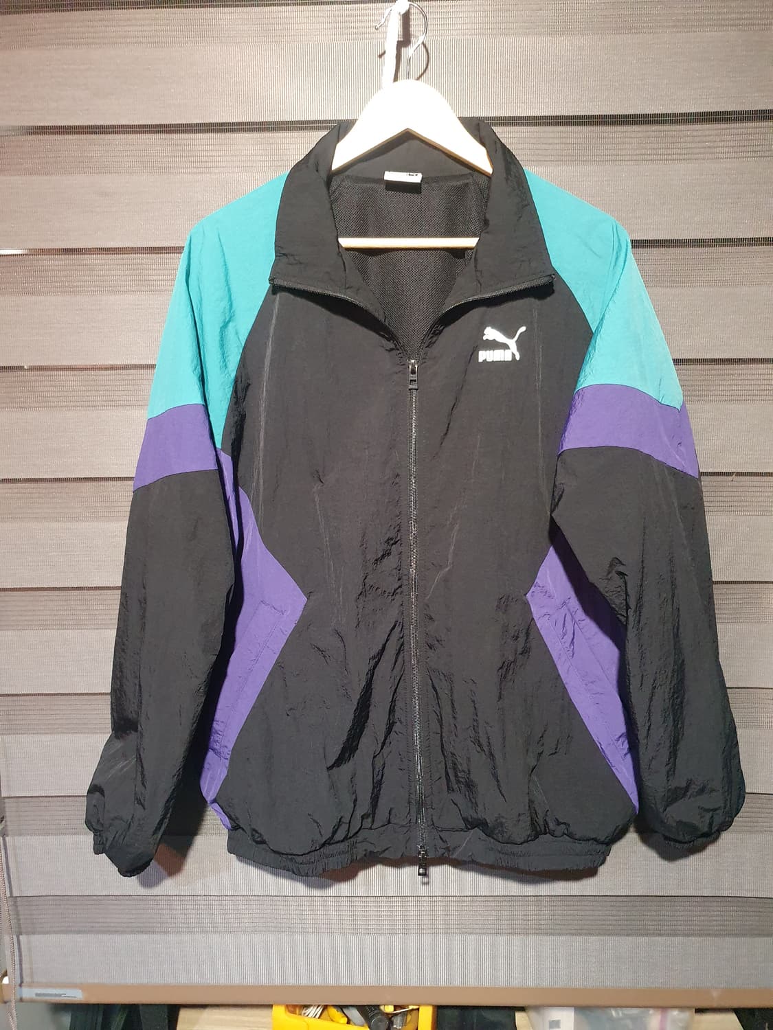 무배 푸마 블랙/퍼플/블루종 바람막이 L사이즈 2200311 상품이미지1