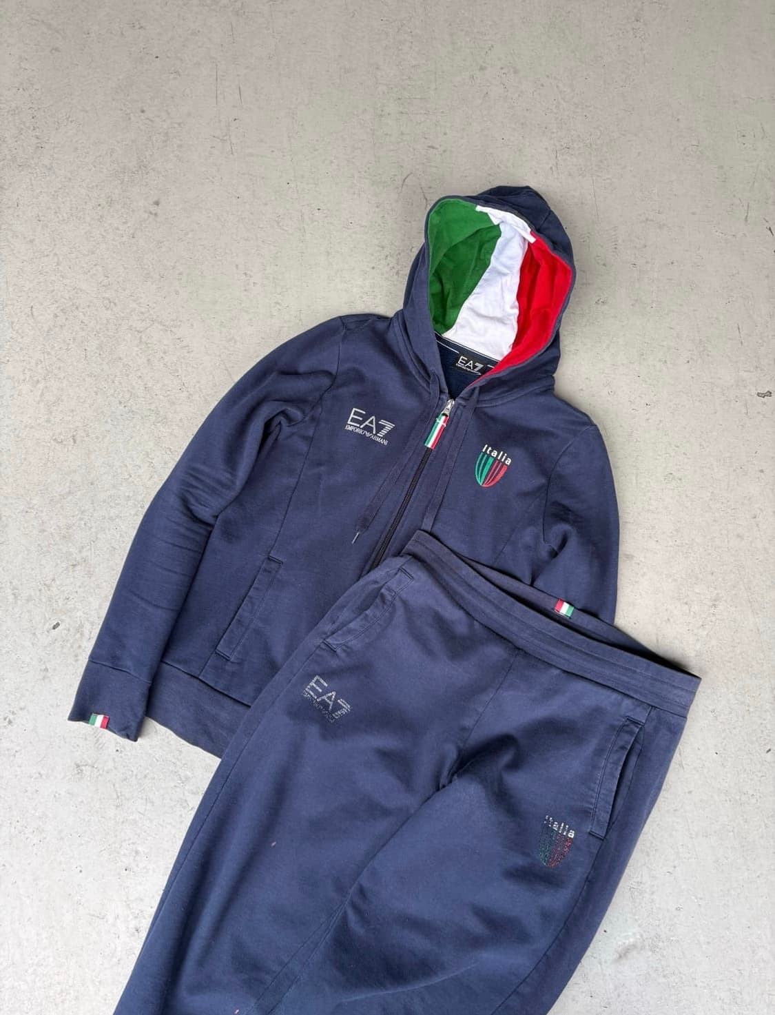 엠포리오 알마니 스웻 셋업 상품이미지1