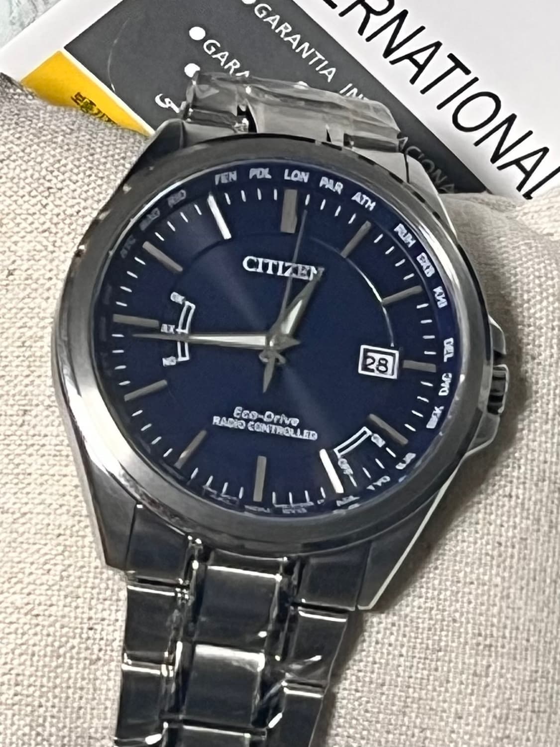 시티즌 에코드라이브 라디오컨트롤 시계 새제품 (CB0250-84L) 상품이미지3