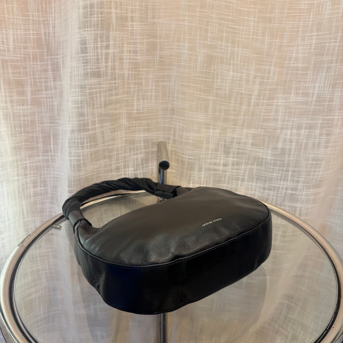 정품 레이트리 스튜디오 호보 숄더백     상품이미지5