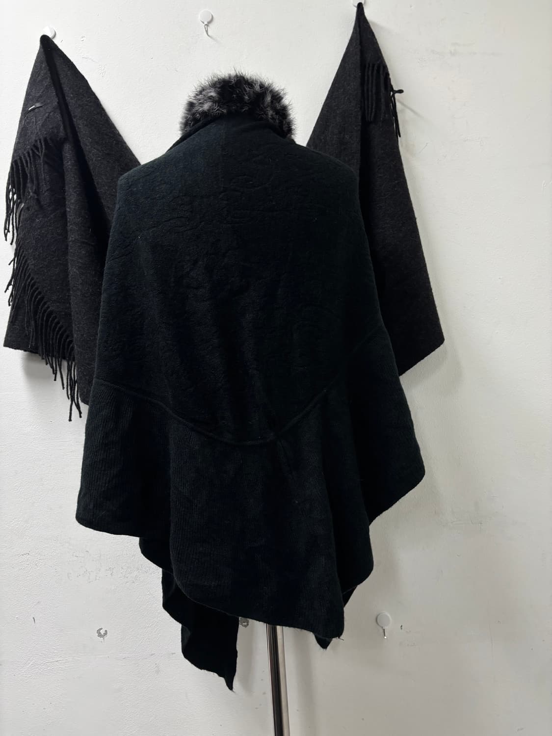 “Vintage”00‘s Black&Grey Cape 상품이미지3