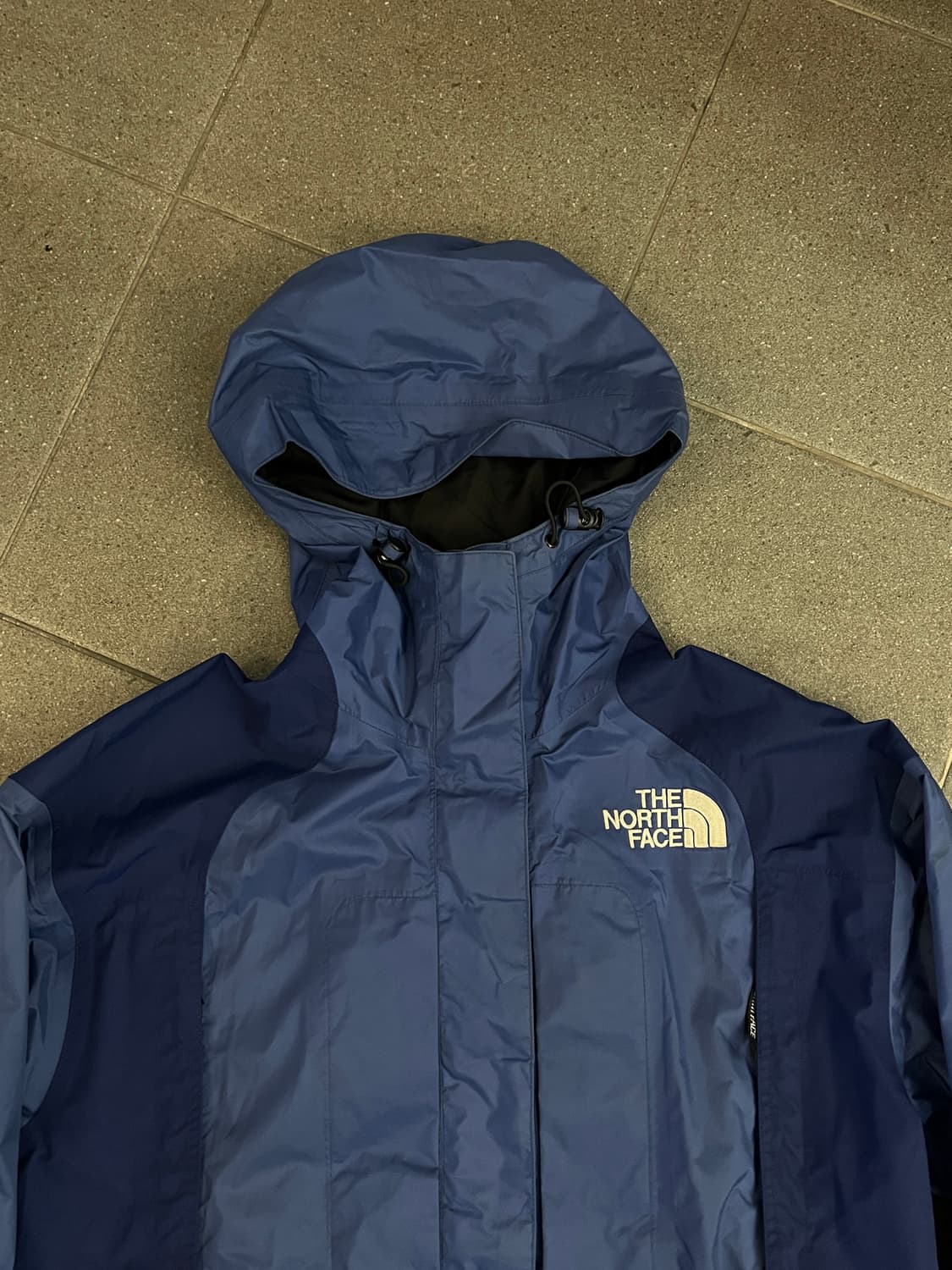 노스페이스 윈드 브레이커 상품이미지2