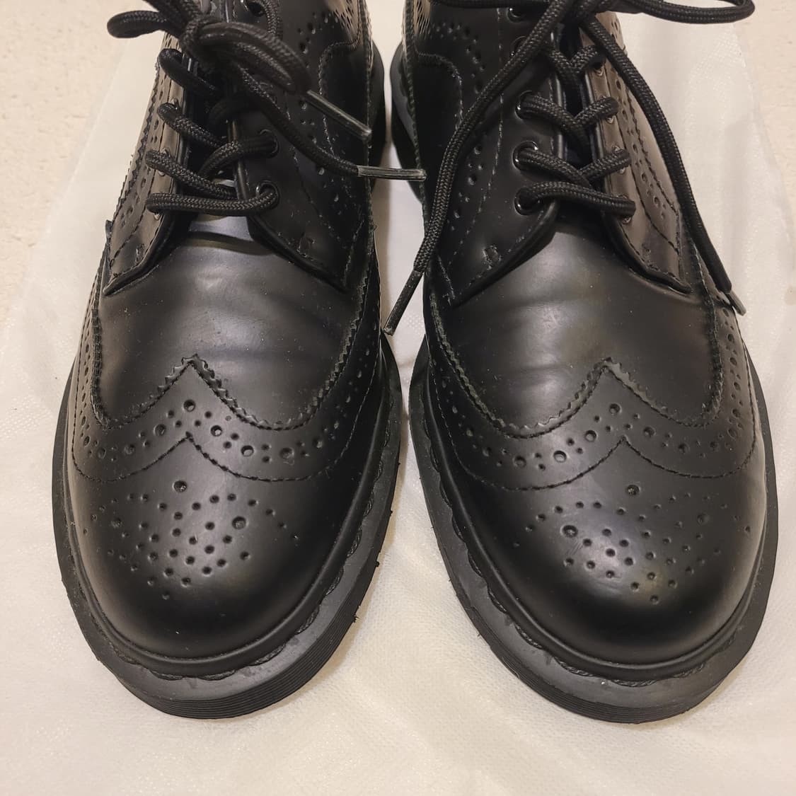 닥터마틴 3989 윙팁 270 상품이미지2