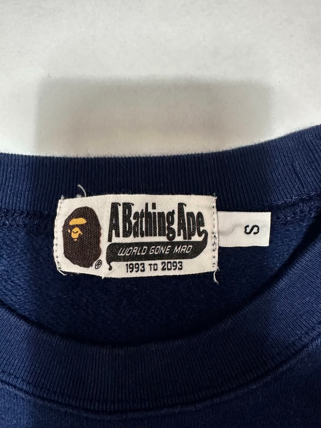 BAPE 베이프 빅사루 네이비 맨투맨 상품이미지4