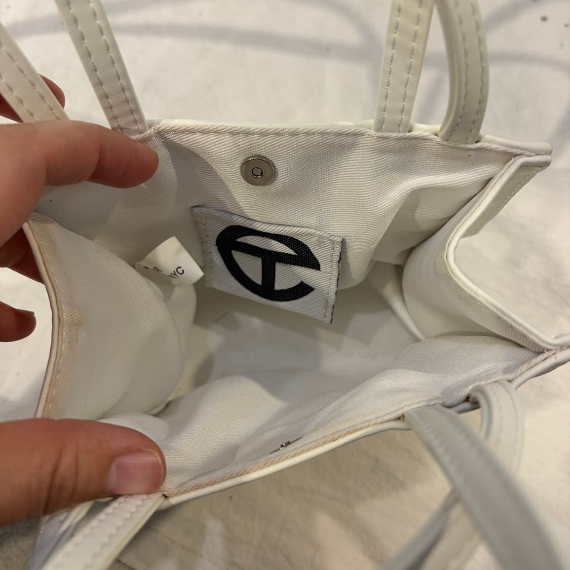 텔파 스몰 쇼핑백 화이트 가방 상품이미지6