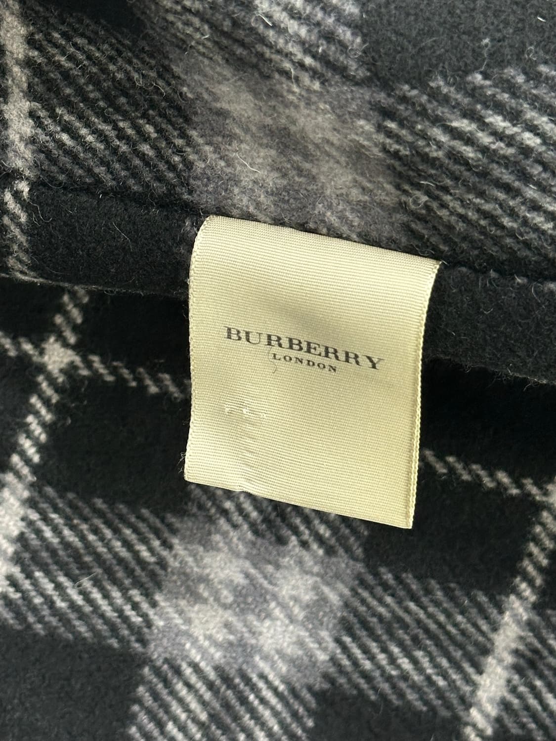 버버리 남성 내피 트렌치 코트 상품이미지8