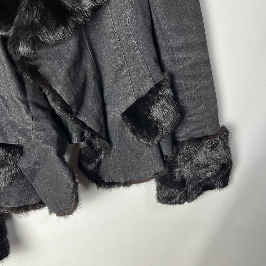 [VTG] 데님 앤 밍크퍼 드레이프 자켓 상품이미지4