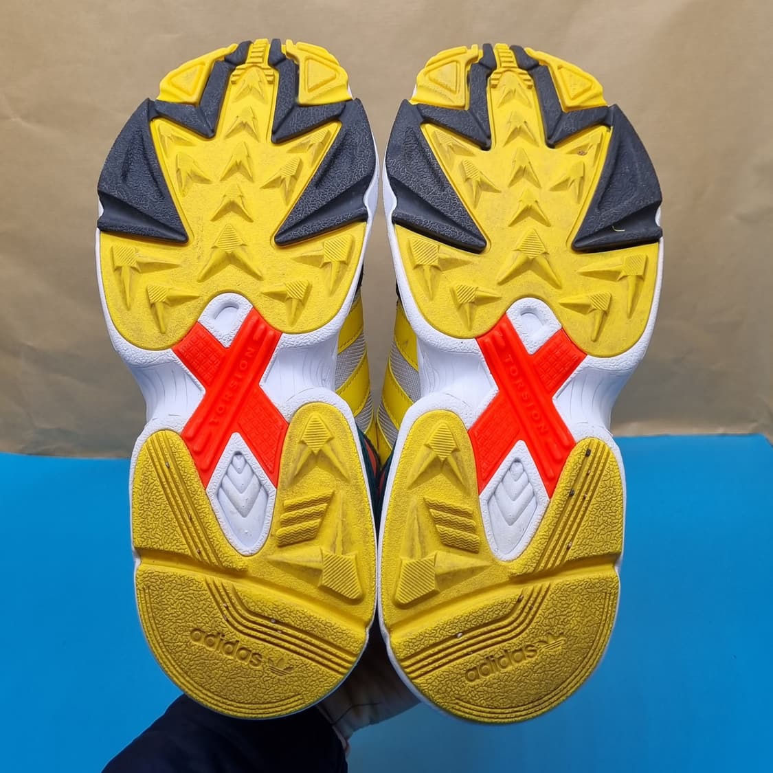 아디다스 영96 여성운동화240 상품이미지3