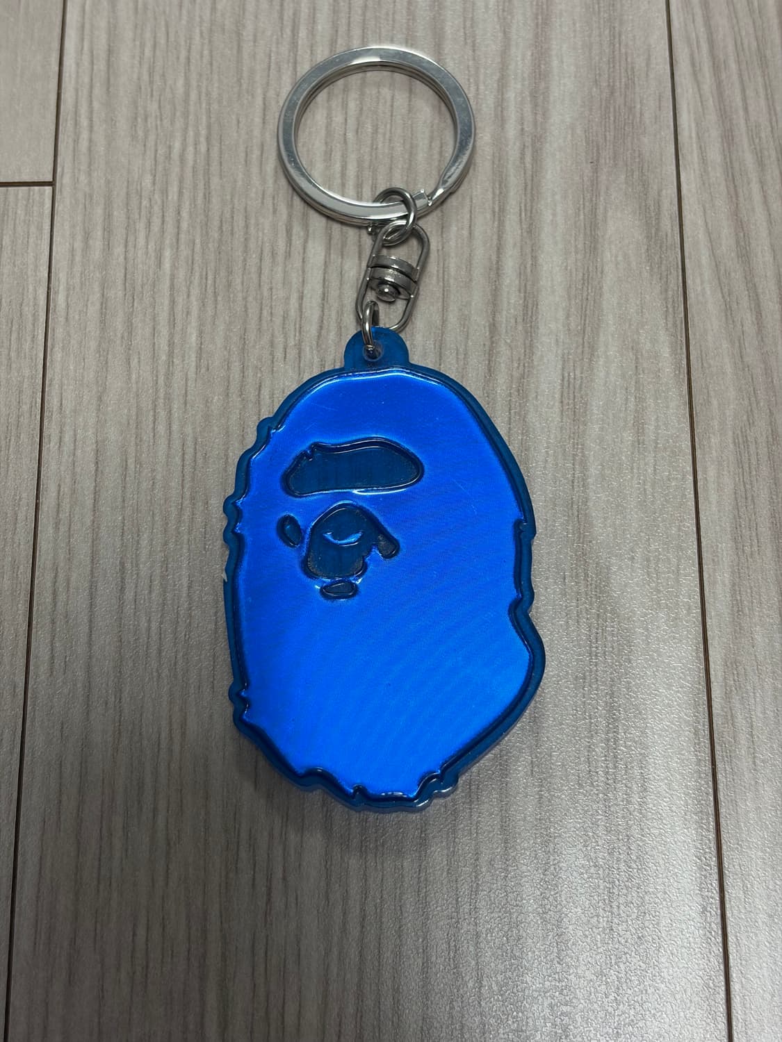 베이프 에이프 헤드 리플렉티브 키체인 블루 상품이미지2