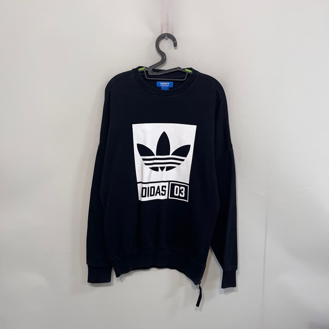 아디다스 남성 기모 맨투맨 95~100정도 상품이미지1