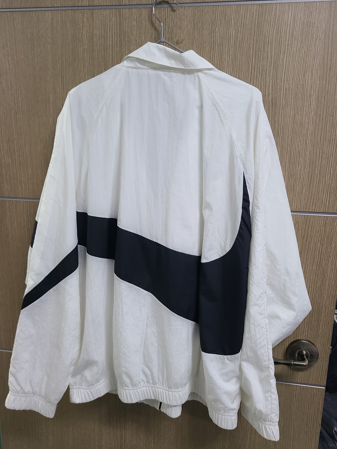 나이키 빅스우시 바람막이 2xl 상품이미지3