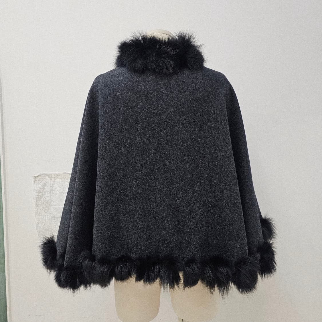 캐시미어 울 폭스퍼 블랙 판초 케이프 망토 상품이미지2