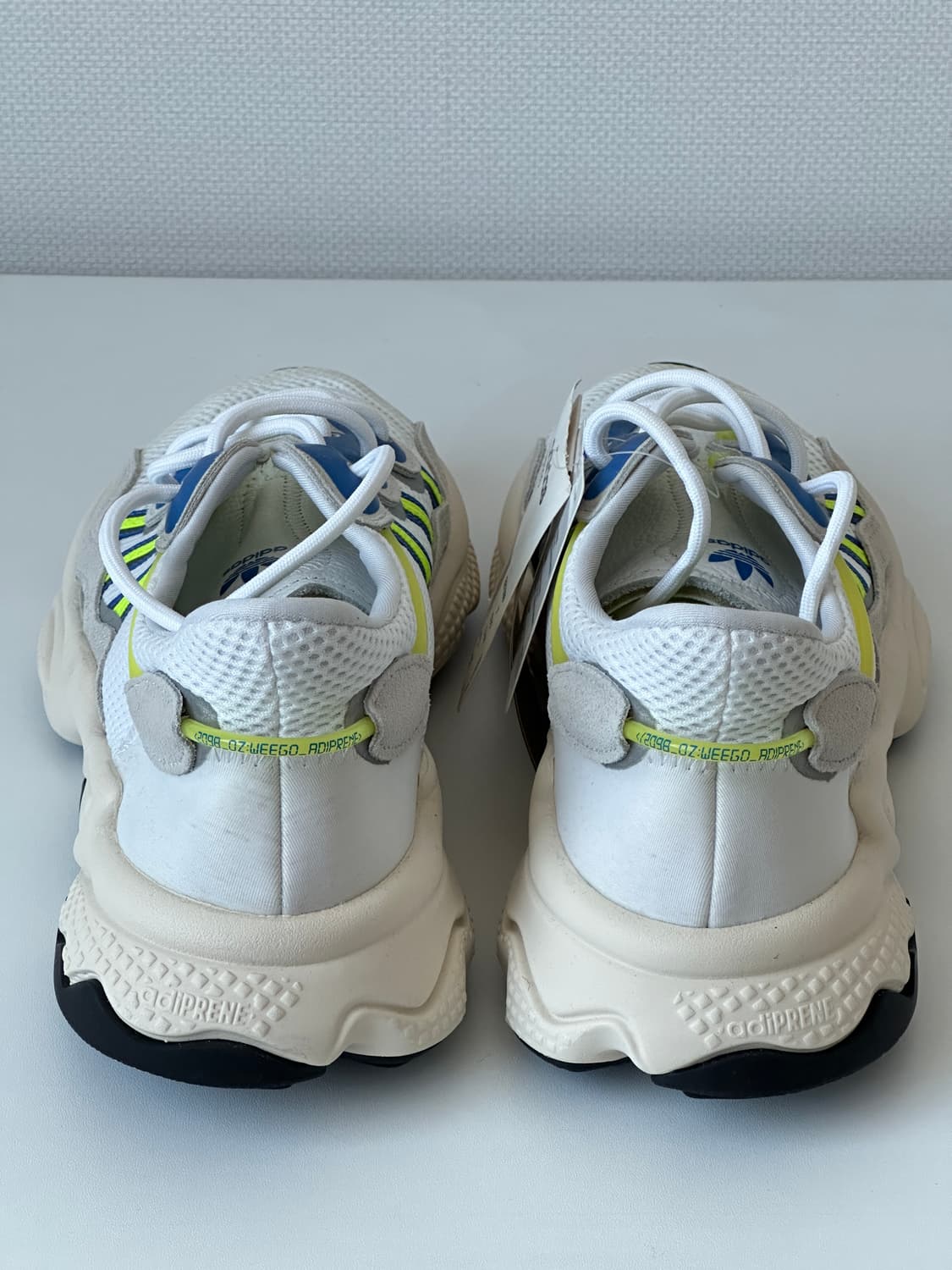[새상품]아디다스 오즈위고 클라우스 화이트 솔라 옐로우 255 상품이미지4