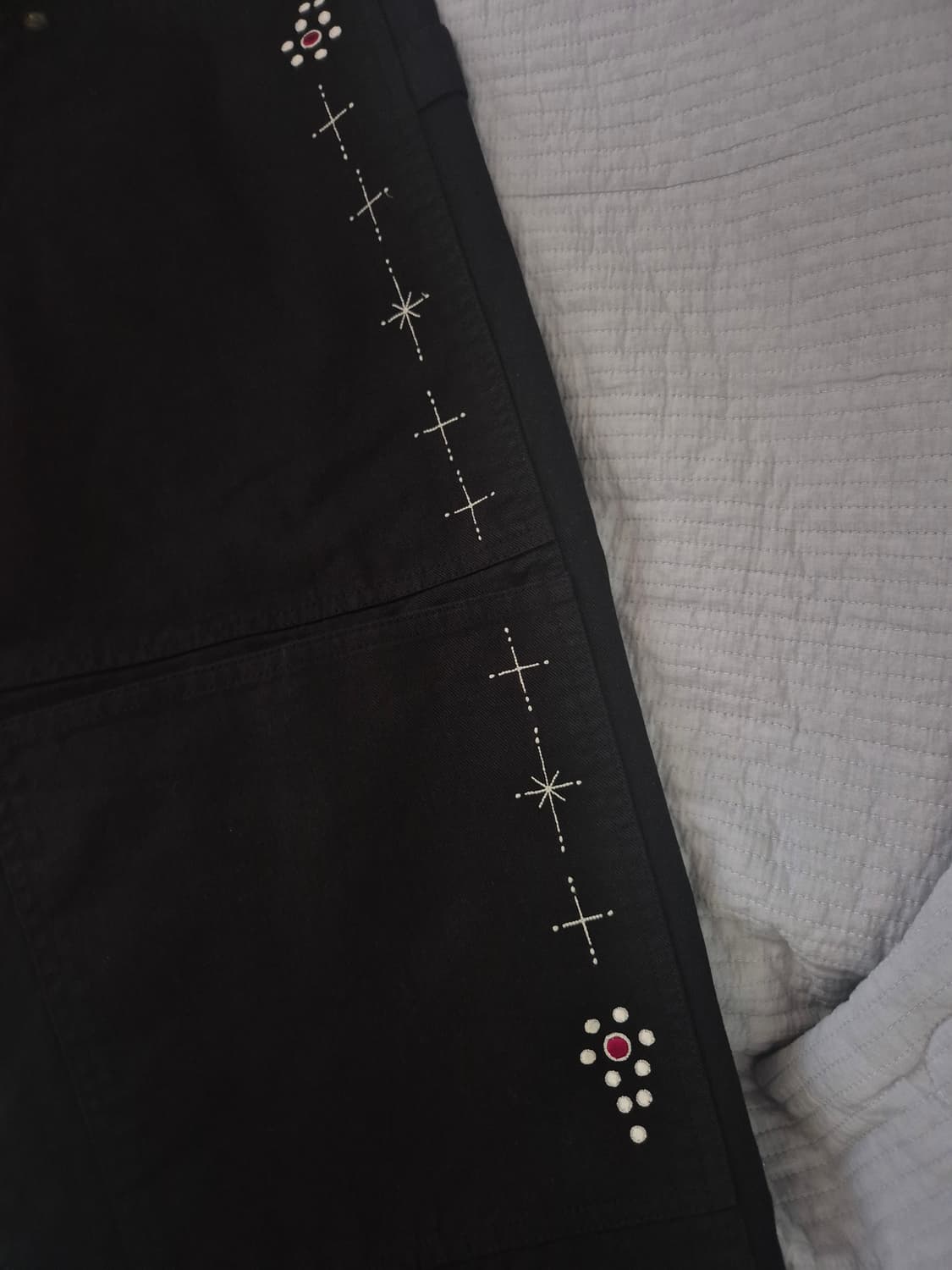 아오이로 페이크 스터드 커티드 더블니 팬츠 상품이미지4