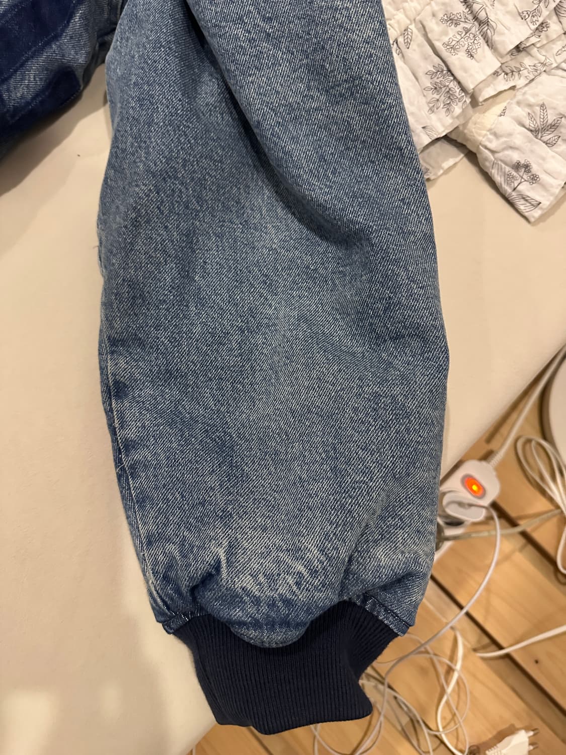 슈프림 워시드 녹아웃 데님 바시티 자켓 M 상품이미지3