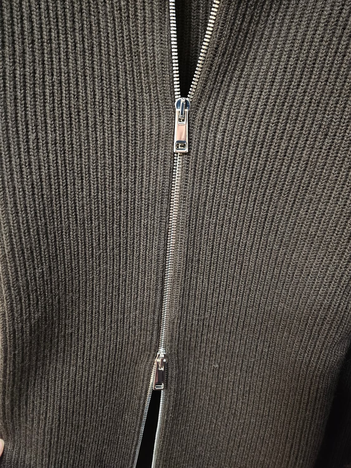 띠어리 남성 집업 가디건 XL 상품이미지3