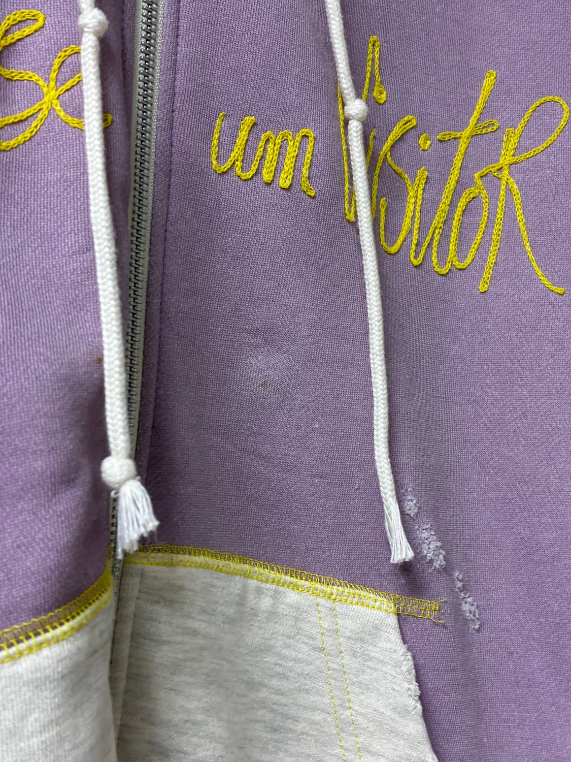 더뮤지엄비지터 후드 집업 화이트 상품이미지5