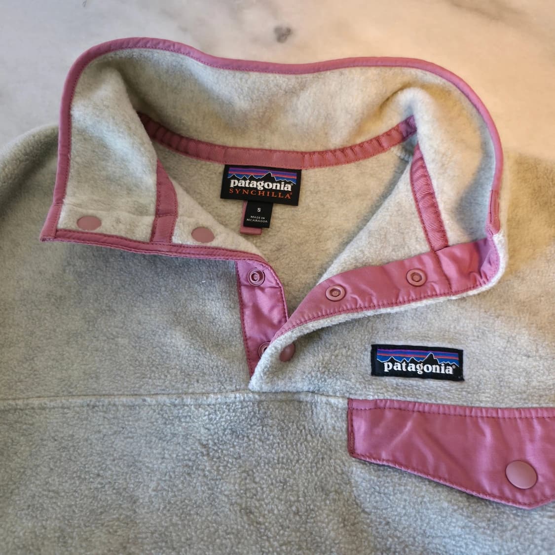 10s 파타고니아 신칠라 스냅-T 오프화이트 핑크 상품이미지2