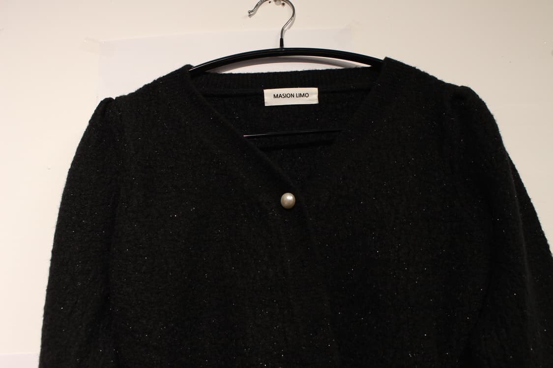 227. 블랙 크롭 니트 가디건 (진주 버튼 포인트) 상품이미지3