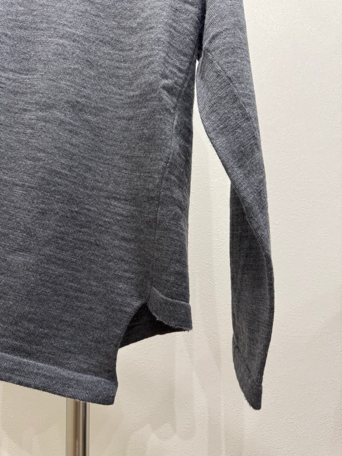 꼼데가르송 비대칭 울 니트 슬리브 상품이미지3