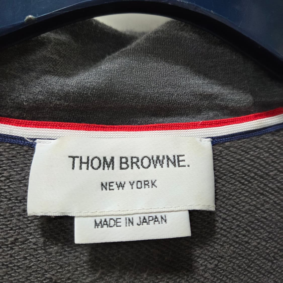 톰브라운 후드집업 상품이미지2