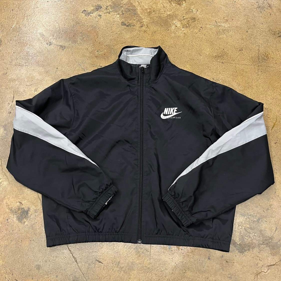 [정품/XL] 나이키 블랙 화이트 바람막이 자켓 b18 상품이미지2