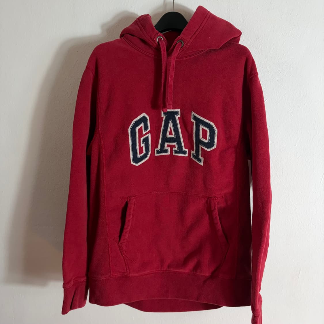 갭 GAP 레드 기모 후드티(XS) 상품이미지1