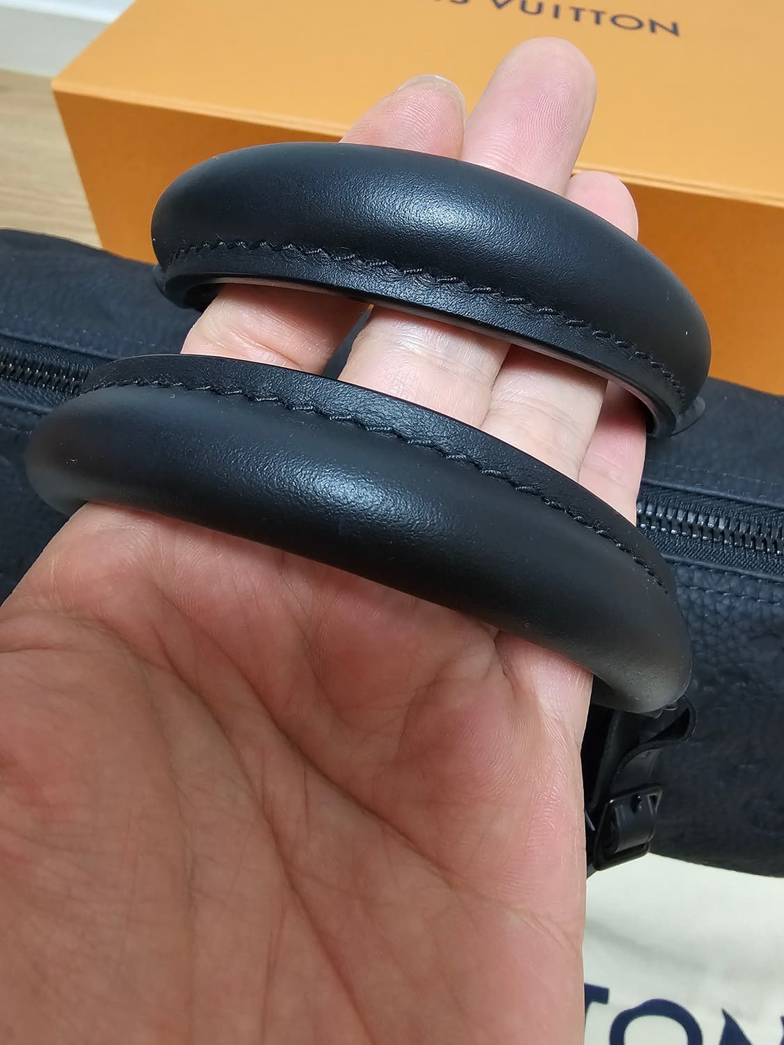 루이비통 토리옹 키폴35 반둘리에 신형 상품이미지9