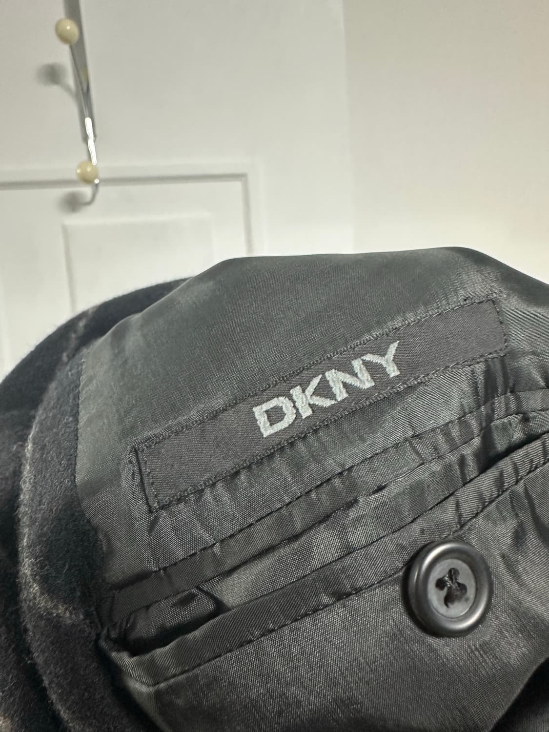 DKNY 스트라이프 캐시미어 블랜드 싱글코트 상품이미지3