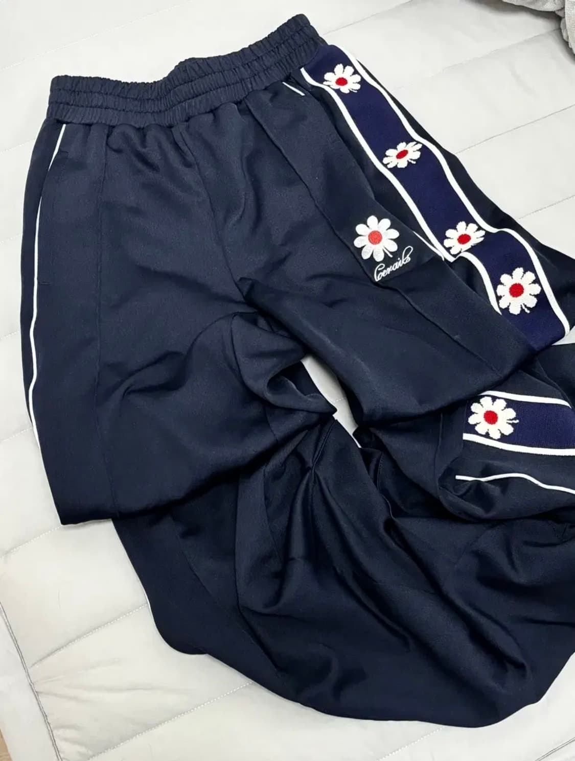 로레일즈 트랙팬츠 1사이즈 상품이미지1