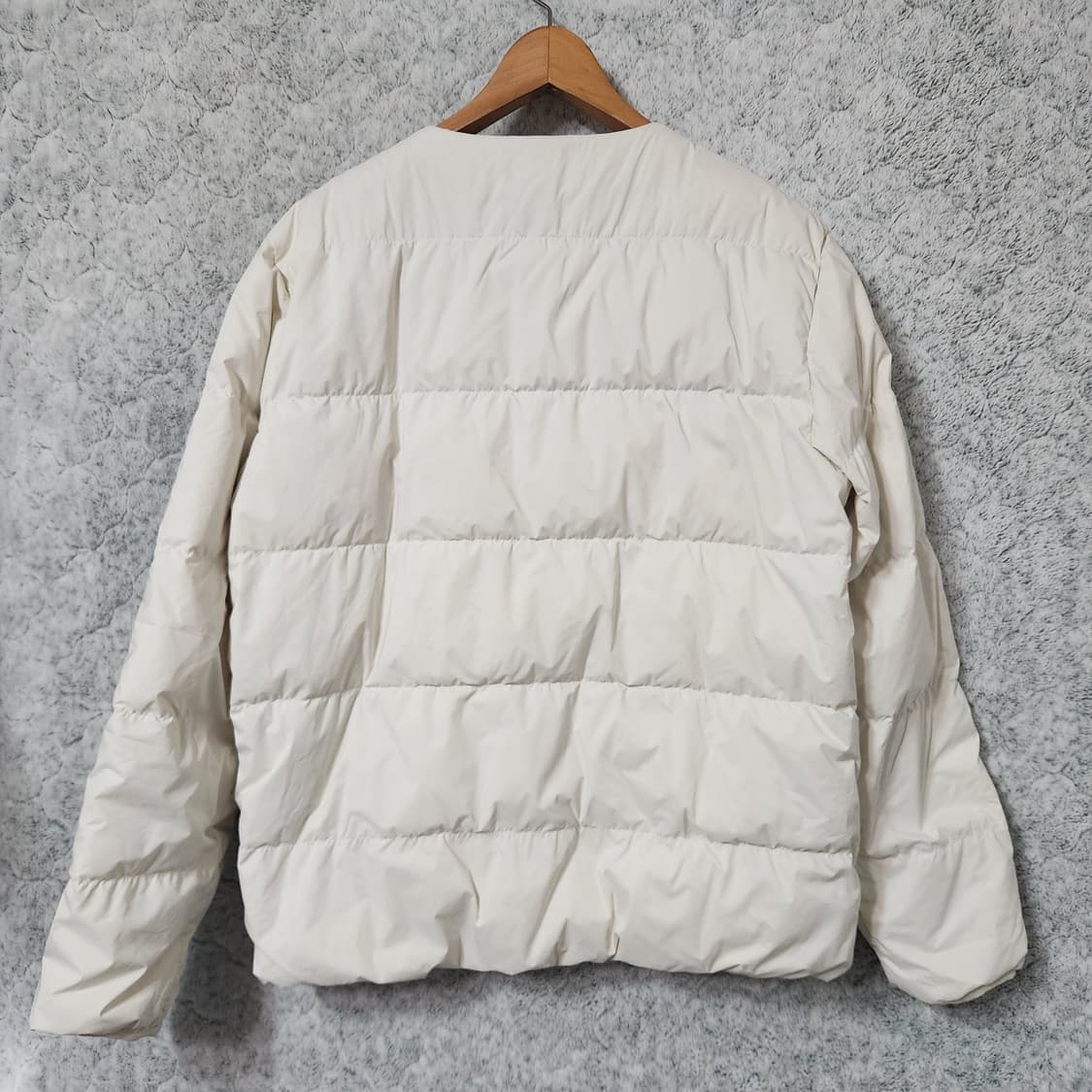 J195 [XL] 휠라 오리털 패딩 점퍼
 상품이미지5