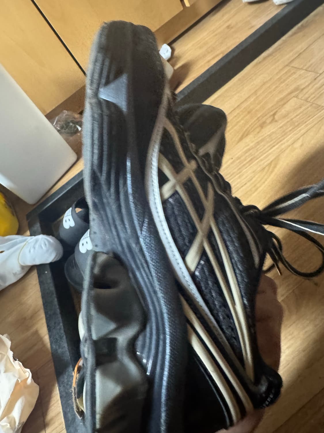 아식스 젤 키네틱 플루언트 블랙 바닐라 상품이미지4