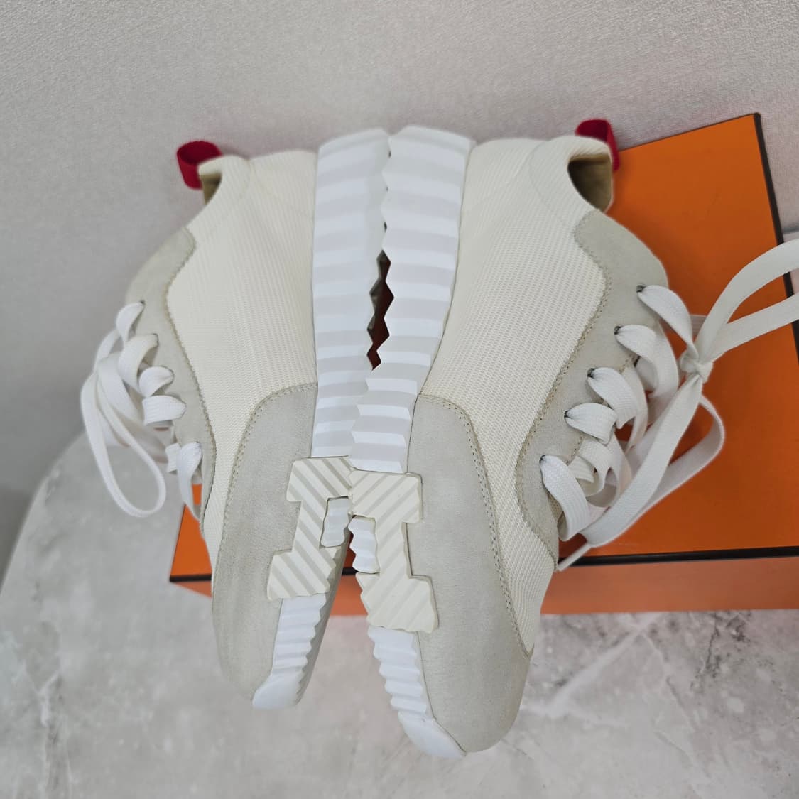 에르메스 바운싱 스니커즈 신발 38사이즈 판매 상품이미지3