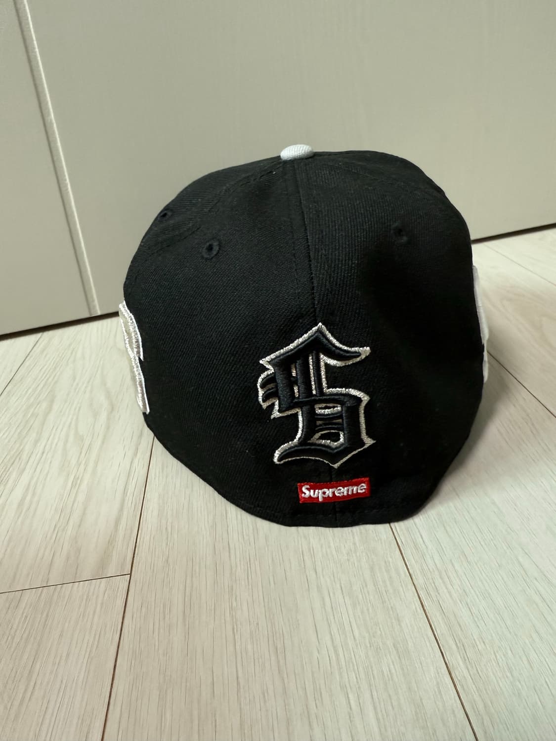 슈프림 멀티 S 로고 뉴에라 블랙 - 25SS 상품이미지3