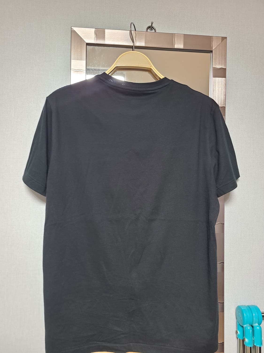 폴로 랄프로렌 블랙 티셔츠 판매합니다. 상품이미지2