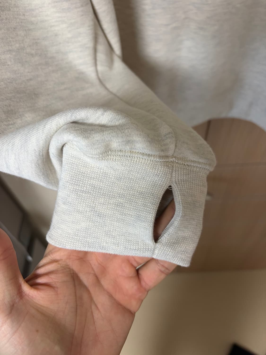 999휴머니티 맨투맨  상품이미지3