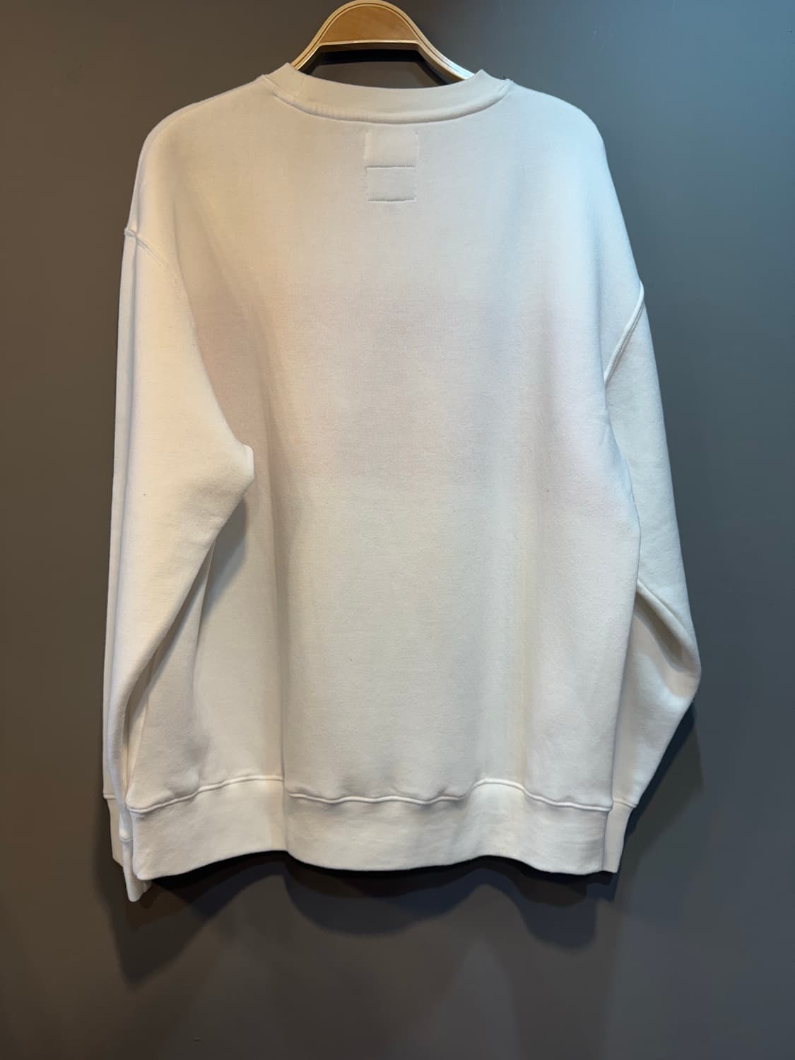 코카콜라x타미 맨투맨 상품이미지4