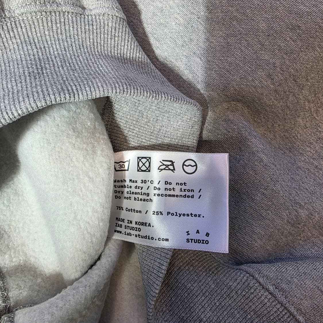 [2XL]아이앱 스튜디오 엠보스 스웻셔츠 상품이미지6