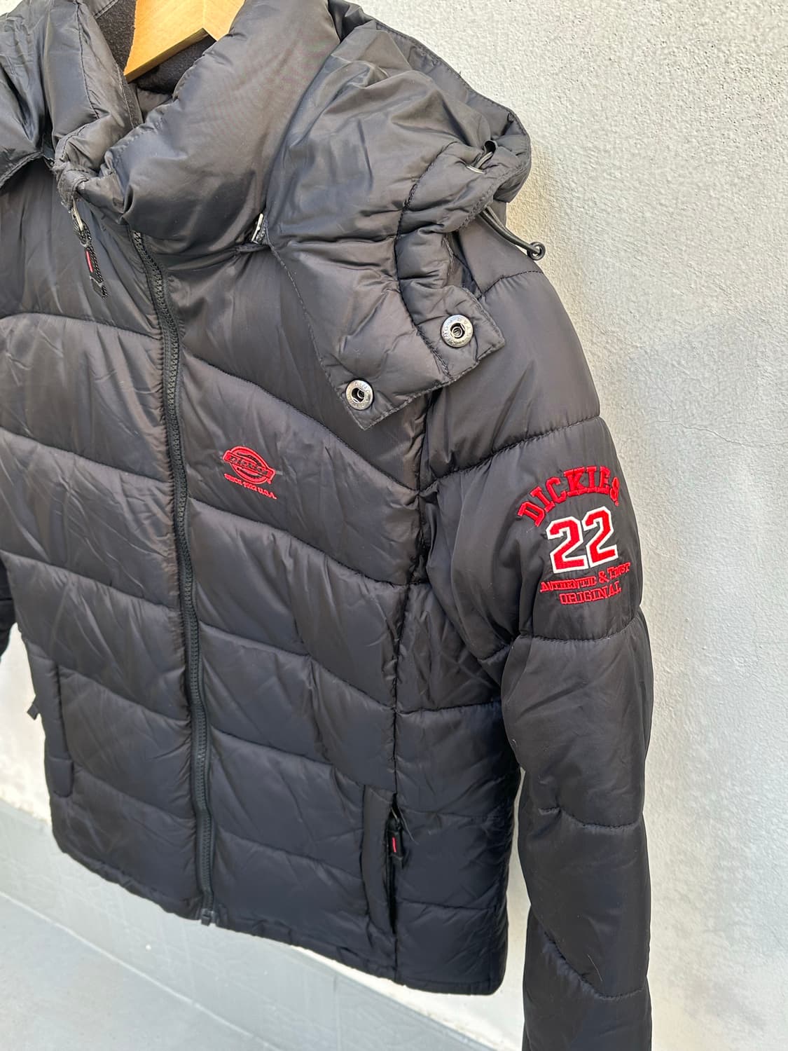 [디키즈] •Dickies Logo Hooded Puffer Jacket 상품이미지2