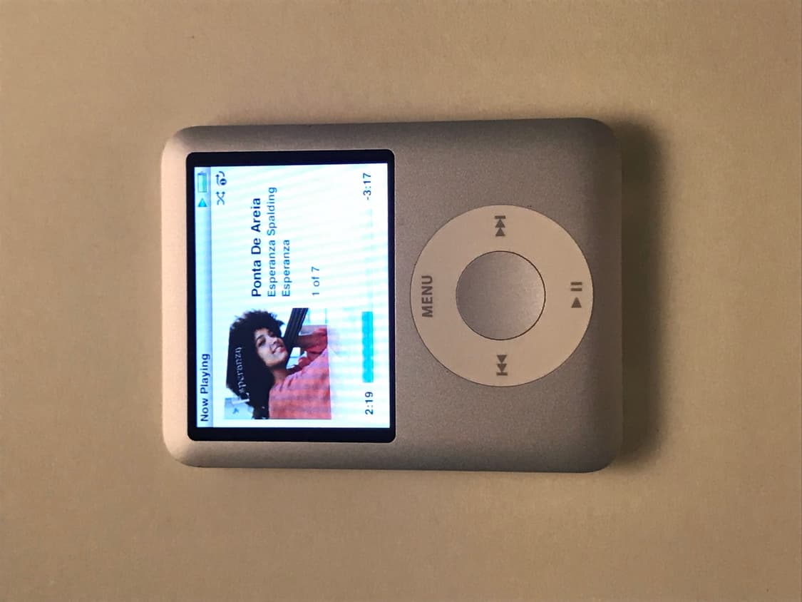 아이팟 나노 3세대 실버 8GB + 케이스 상품이미지3