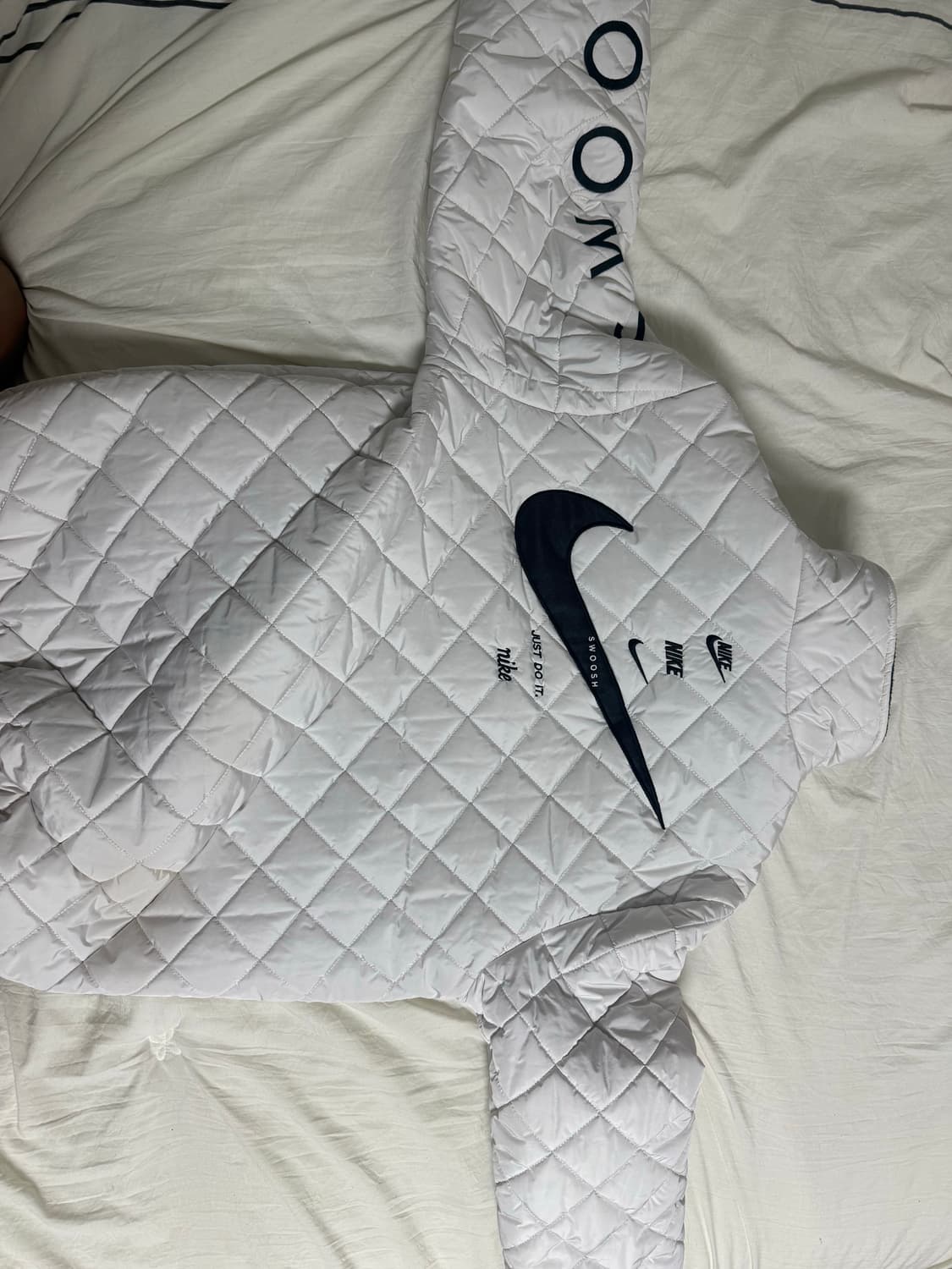 나이키 SWOOSH 상품이미지2
