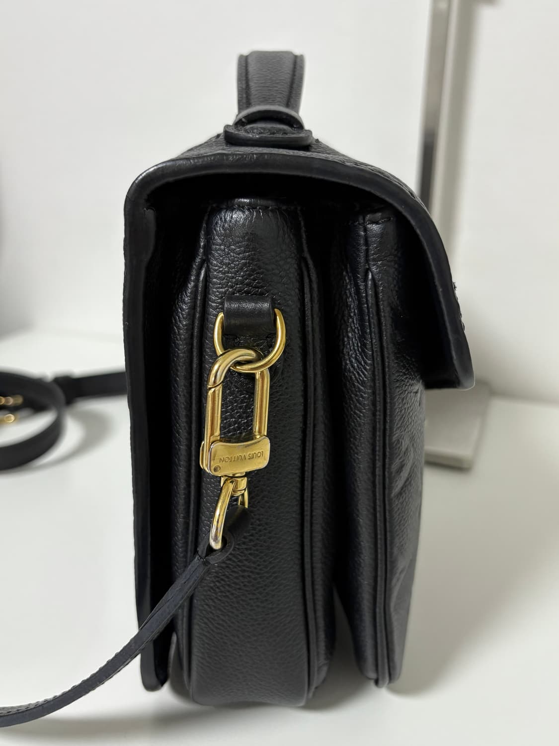 루이비통 포쉐트메티스 앙프레뜨 크로스백 상품이미지5