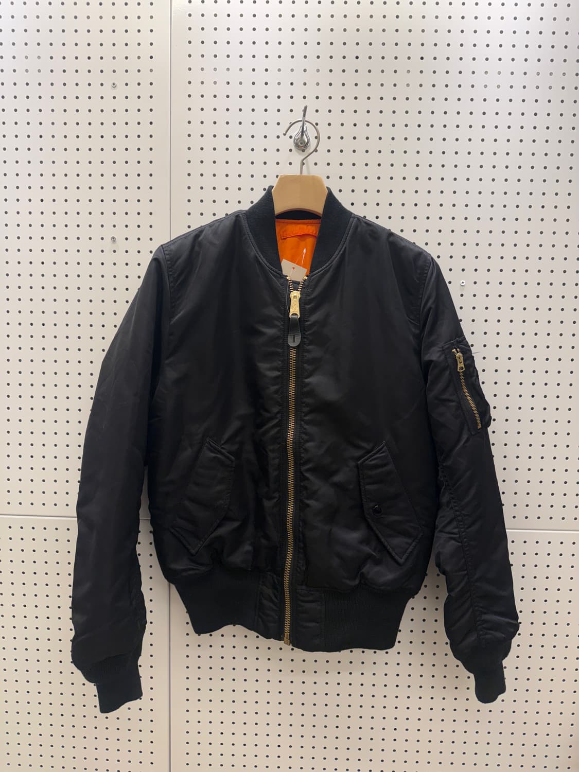 알파 인더스트리 MA-1 항공 점퍼 U226 상품이미지2