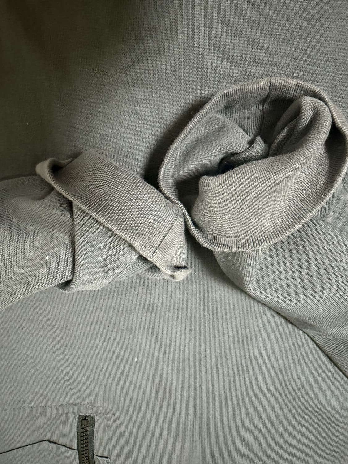 사카이 사이드 스냅 지퍼 포켓 롱슬리브 티셔츠 상품이미지4