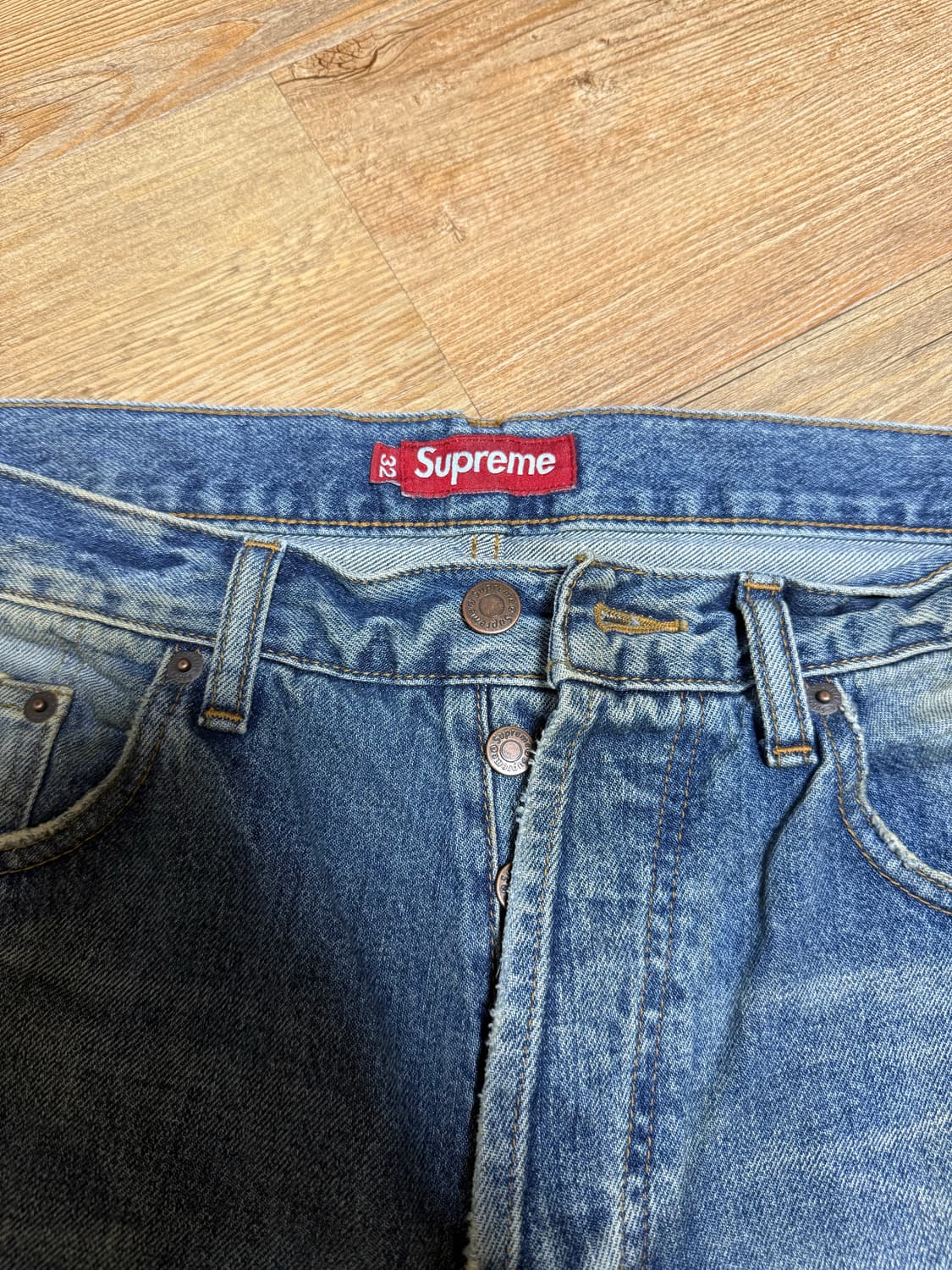 슈프림 디스트레스드 24ss 상품이미지3