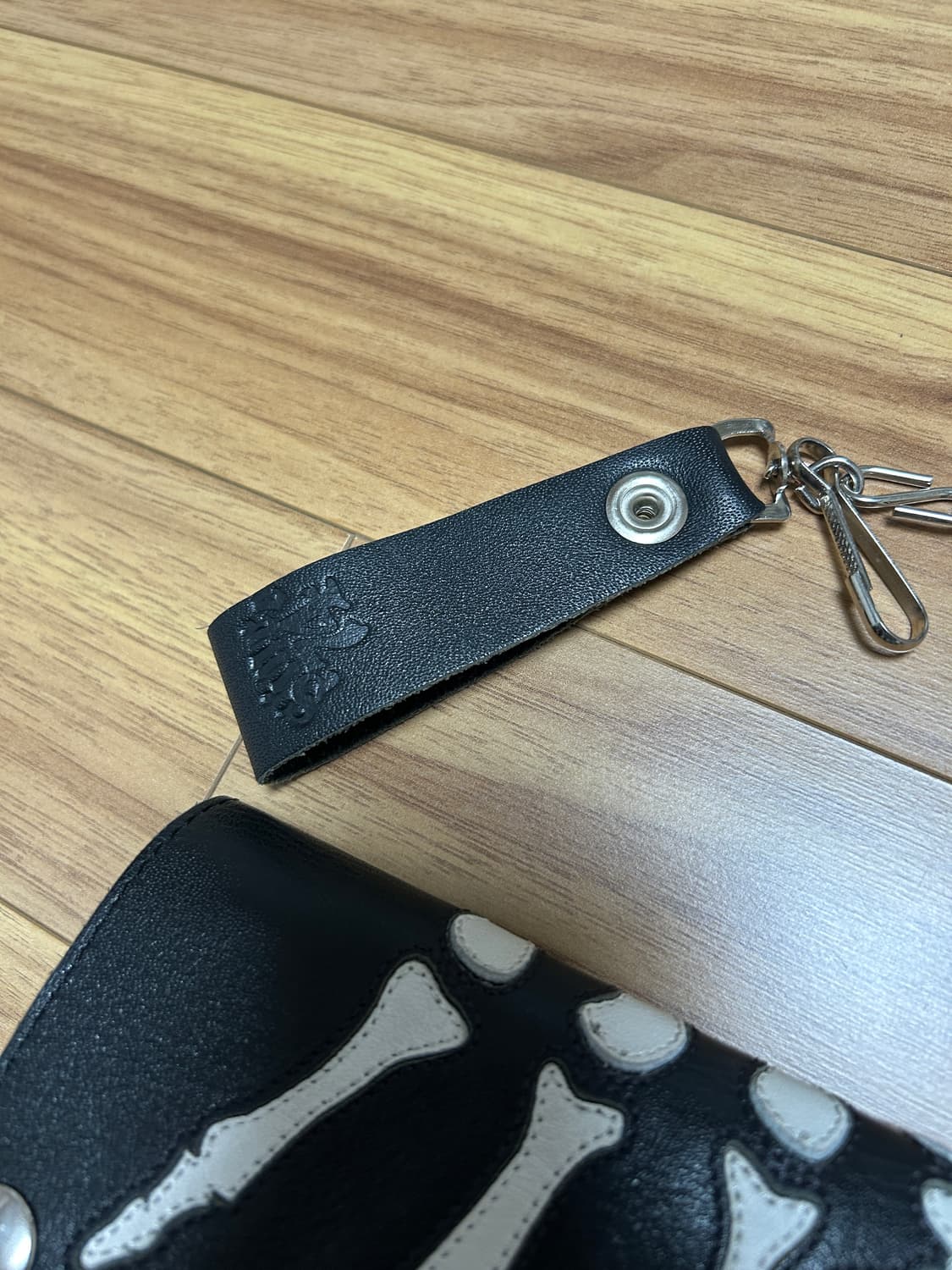 밴슨 레더 본 월렛 블랙 상품이미지5