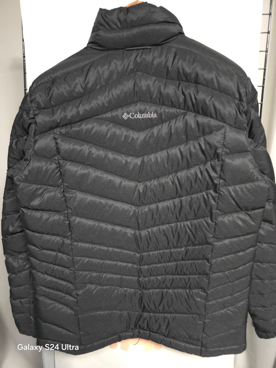 컬럼비아 구스다운 경량 패딩 L ✨️정품✨️
 상품이미지2