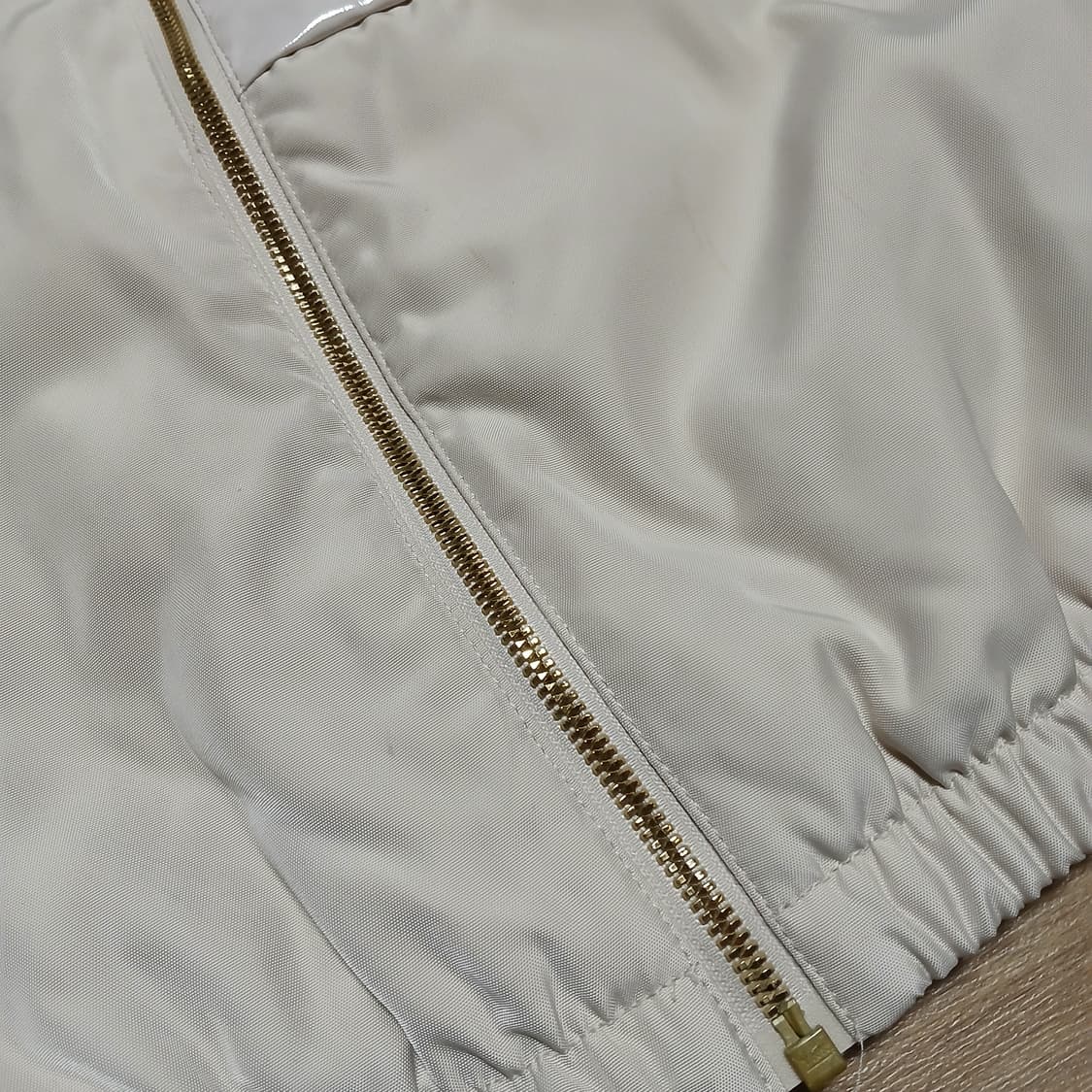 Nike 나이키 우먼 유광 점퍼 패딩 오버핏 상품이미지5